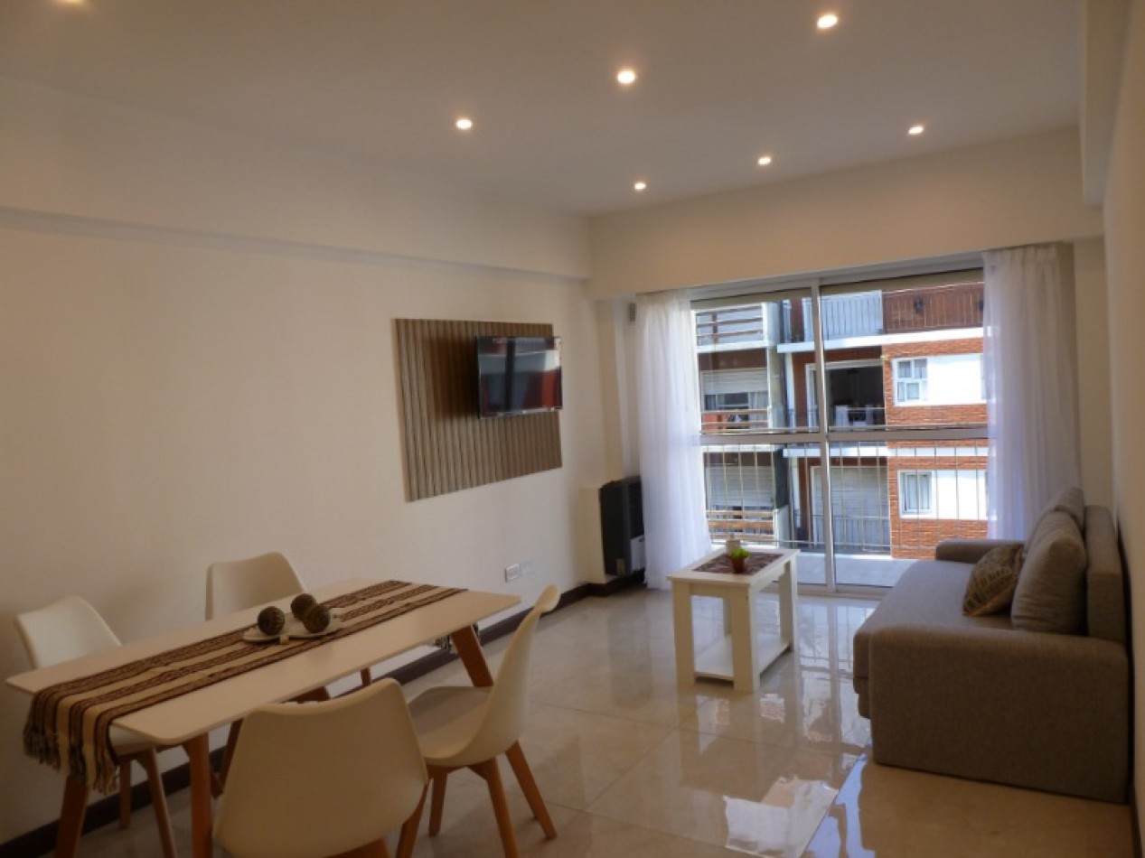 Departamento 3 ambientes al frente con balcon 