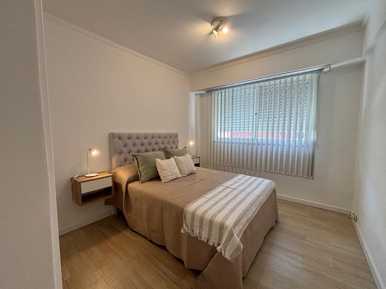 Departamento 2 ambientes al frente con balcon frances reciclado y amoblado