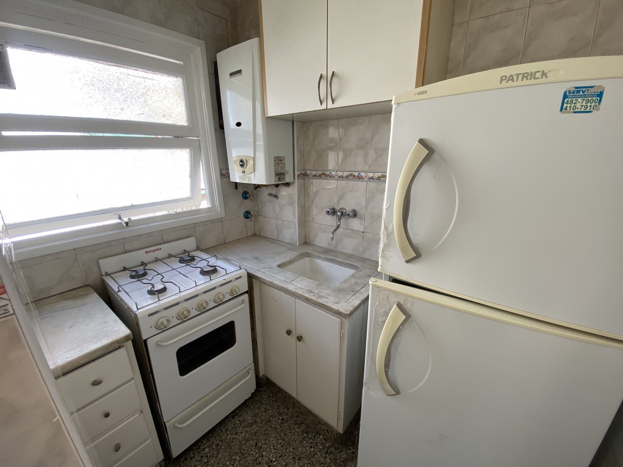 Departamento 1 Ambiente al frente con balcon 