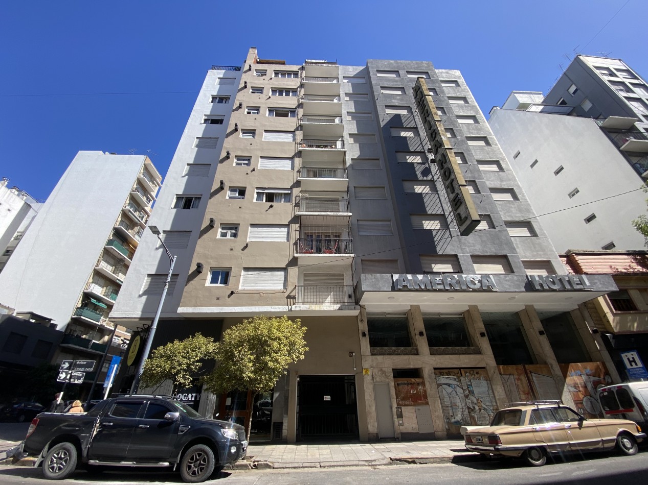 Departamento 1 Ambiente al frente con balcon 