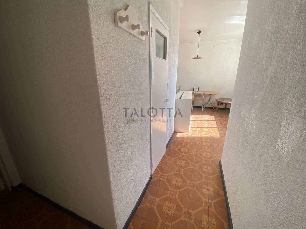 Departamento 2 ambientes con dependencia vista al mar 