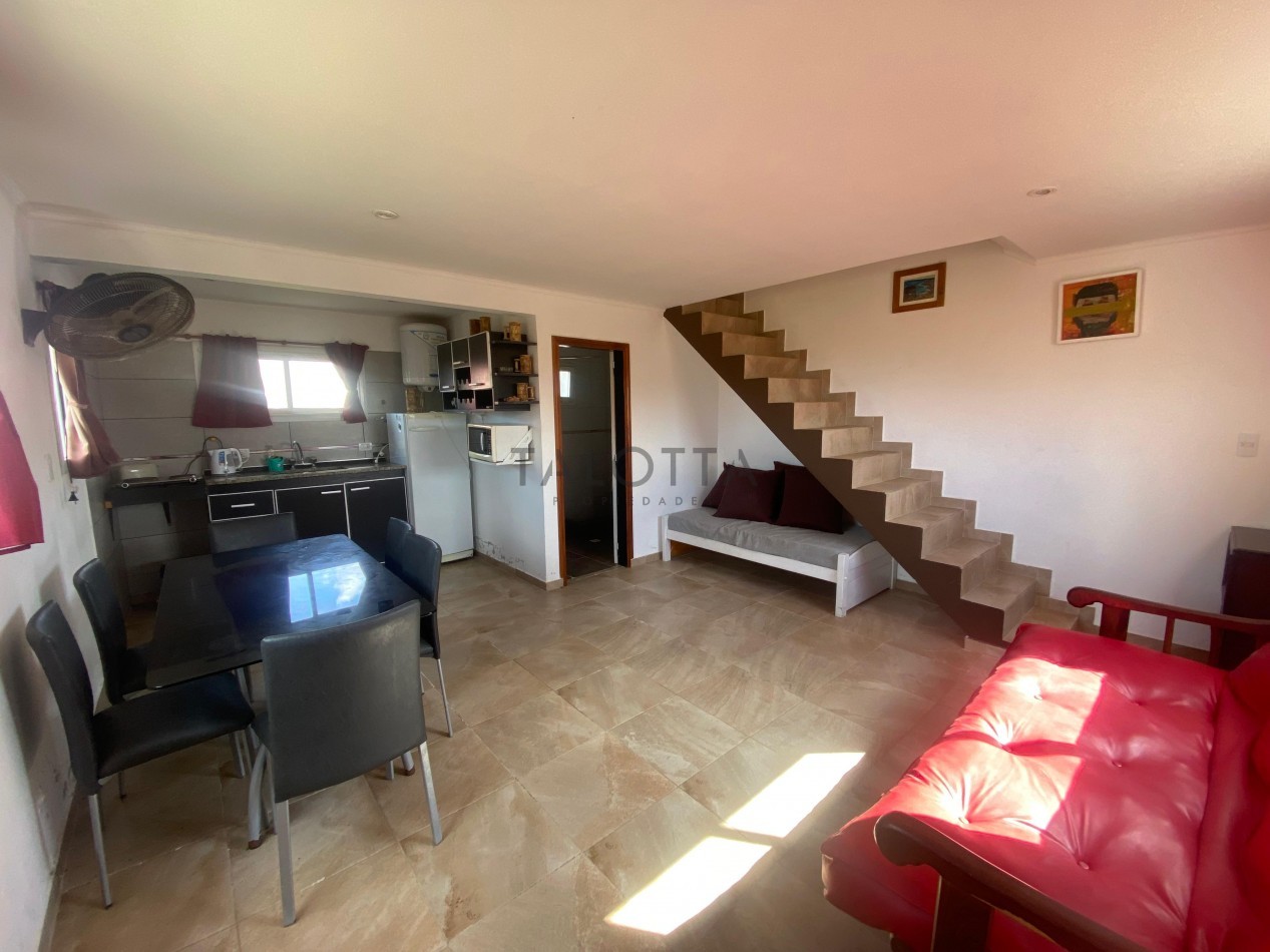 Venta de complejo de departamentos a 30 metros de la costanera 