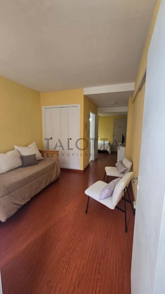 Monoambiente reciclado al frente - Aldrey 