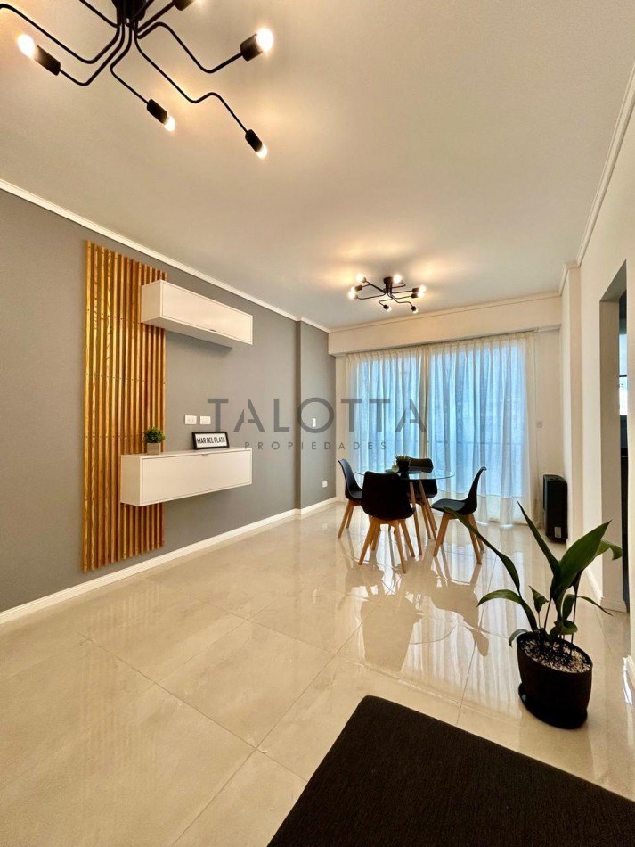 Departamento 2 ambientes con dependencia al frente con balcon frances 