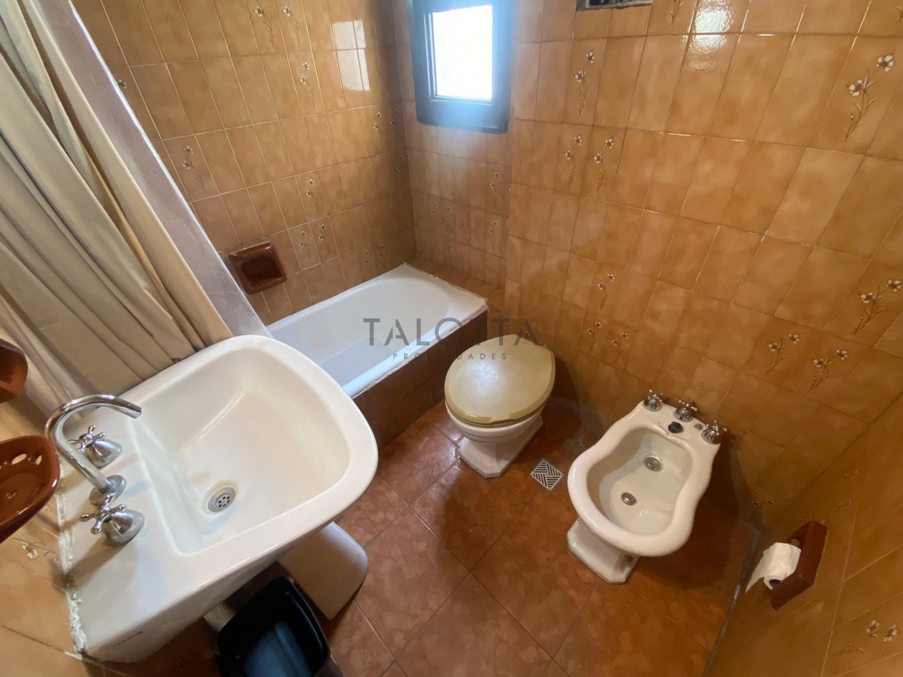 Departamento 2 ambientes con balcon vista al mar y cochera 