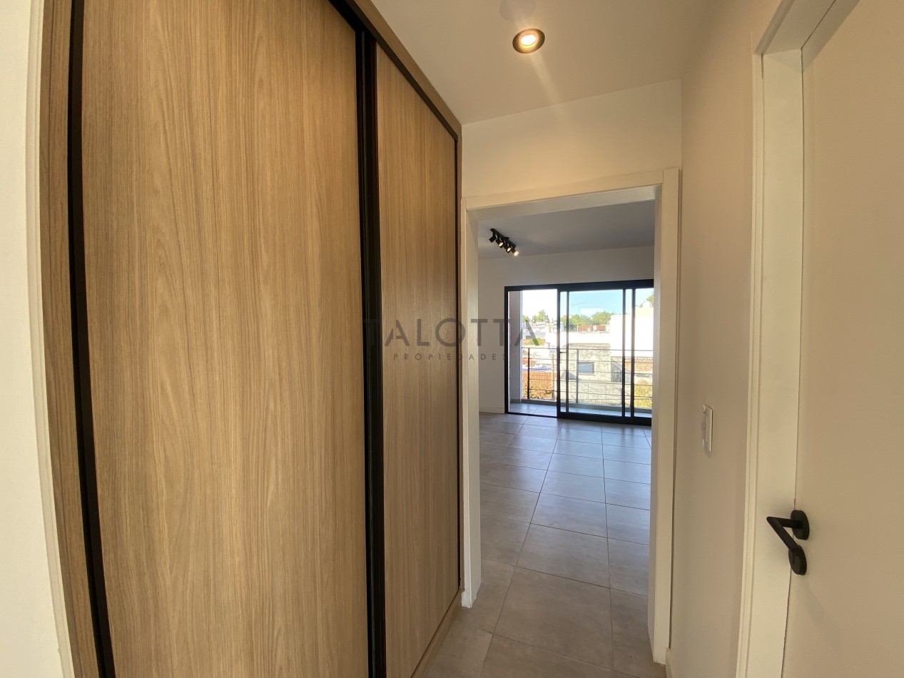 Departamento 2 ambientes a estrenar con balcon al frente 