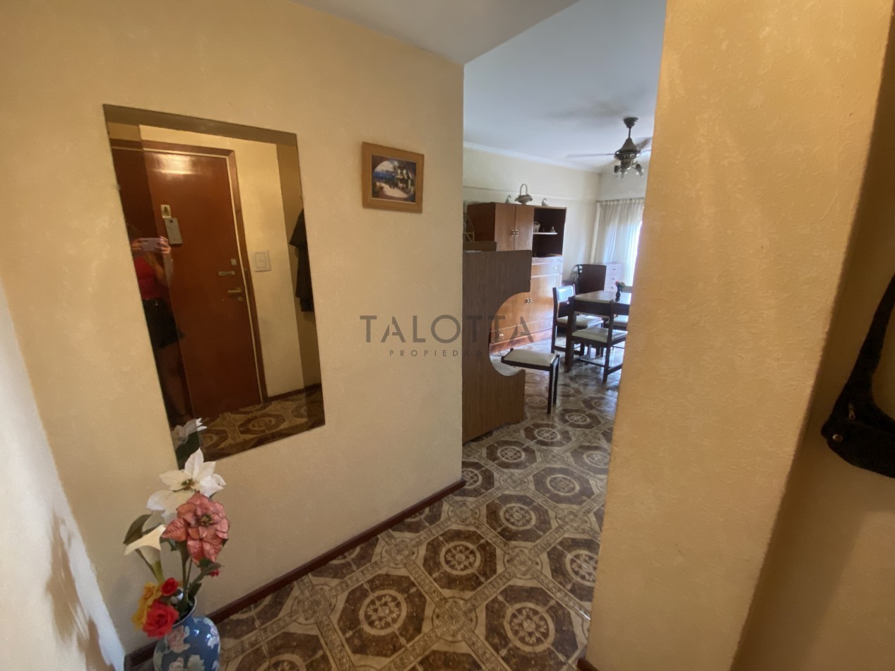 Departamento 1 Ambiente con balcon contrafrente abierto 