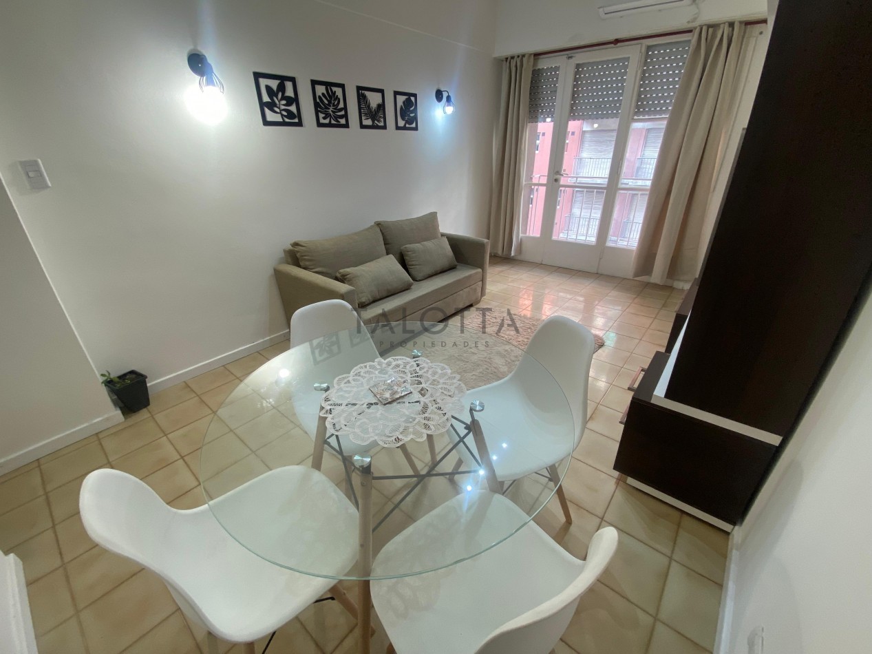 Departamento 2 ambientes al frente con balcon 