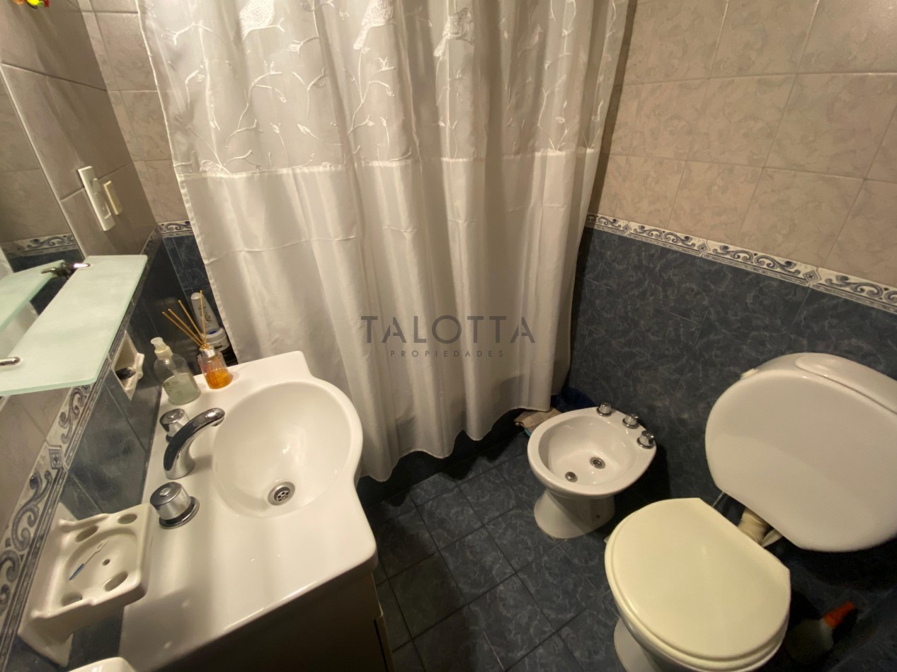 Departamento 3 ambientes con balcon reciclado Plaza Colon 