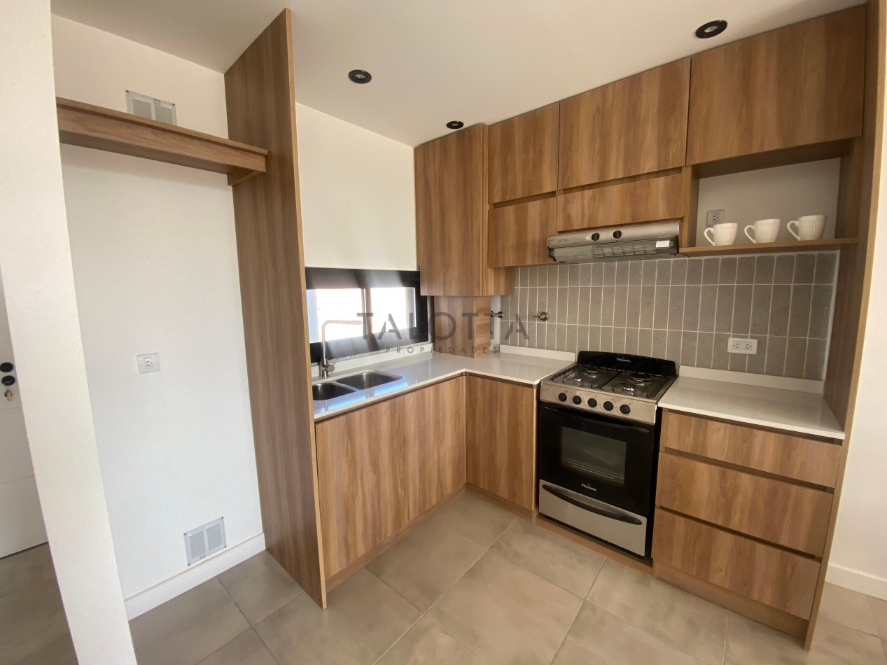 Departamento 2 ambientes al frente con balcon a estrenar 