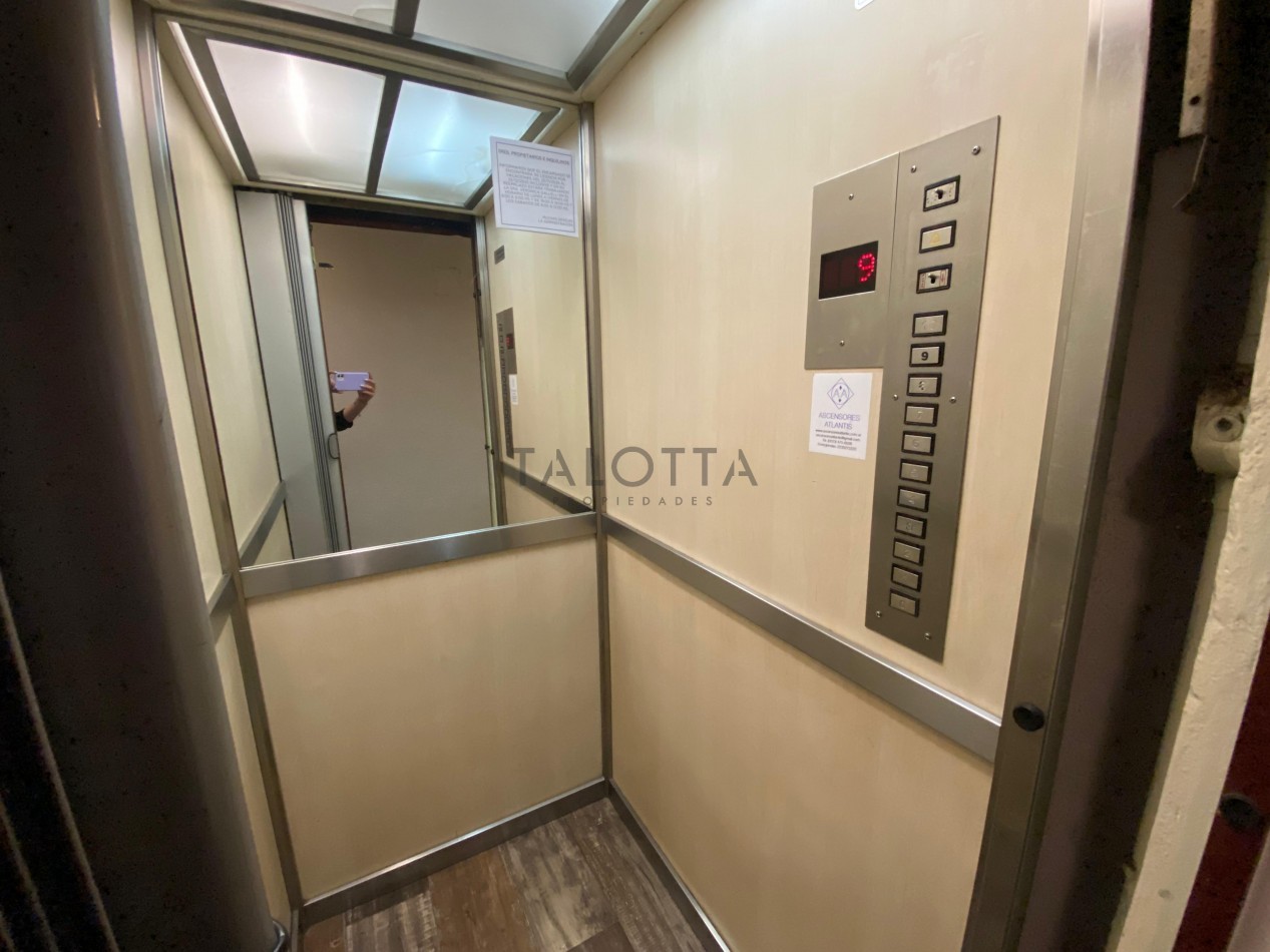 Departamento 4 Ambientes al frente con cochera y baulera Plaza Mitre 