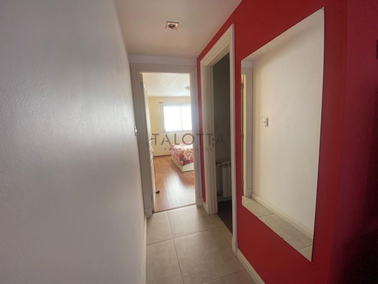 Departamento semipiso 2 ambientes al frente con balcon 