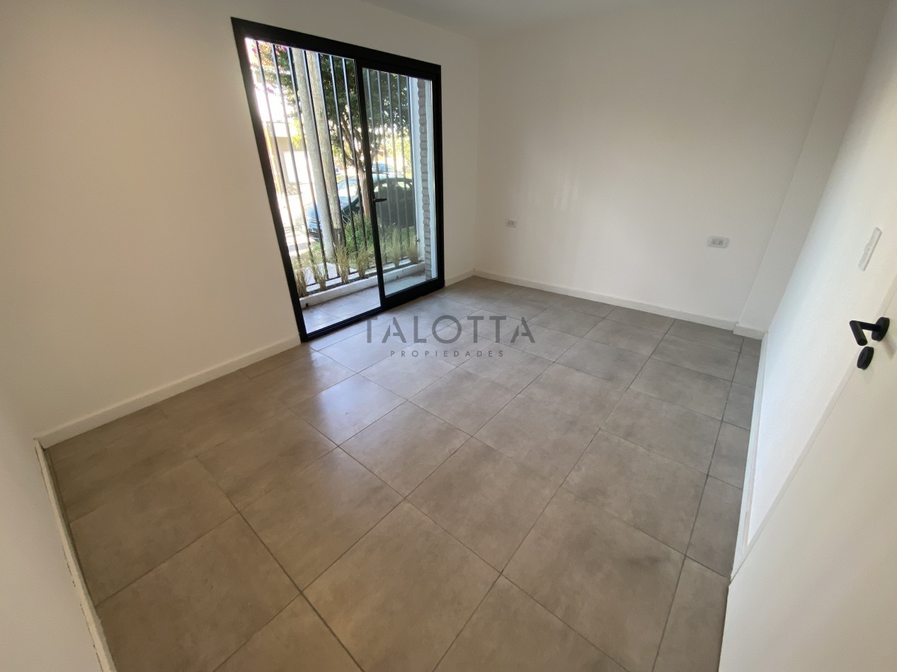 Departamento 2 Ambientes a estrenar con patio y parrilla  