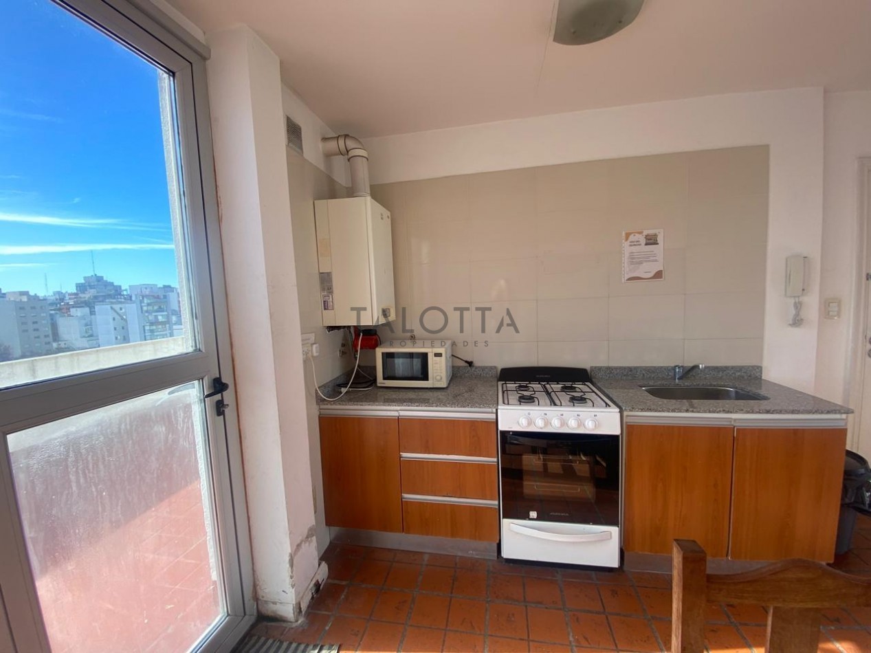 Departamento semipiso 2 ambientes al frente con balcon 