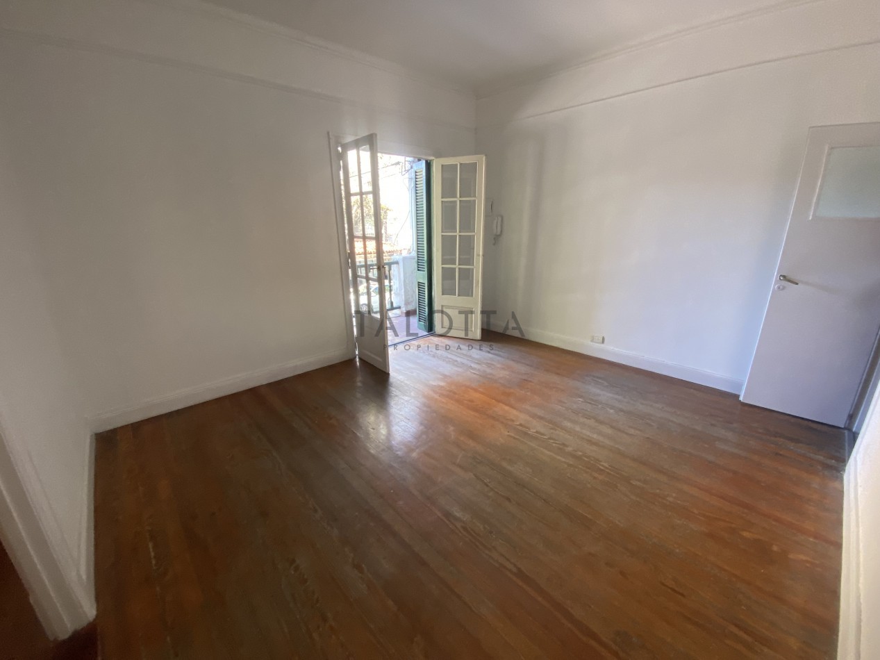 Oficinas + locales comerciales en block 