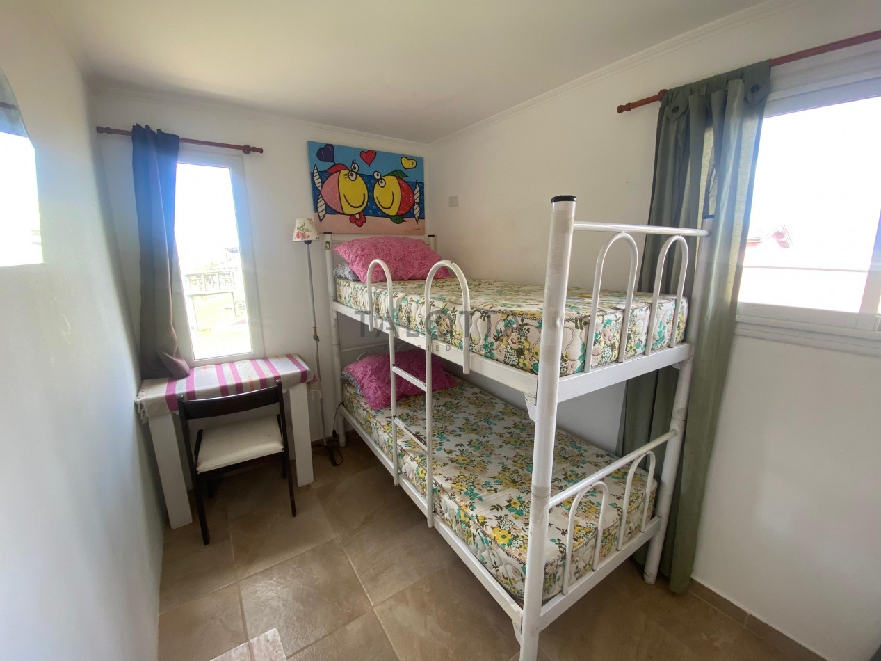 Venta de complejo de departamentos a 30 metros de la costanera 