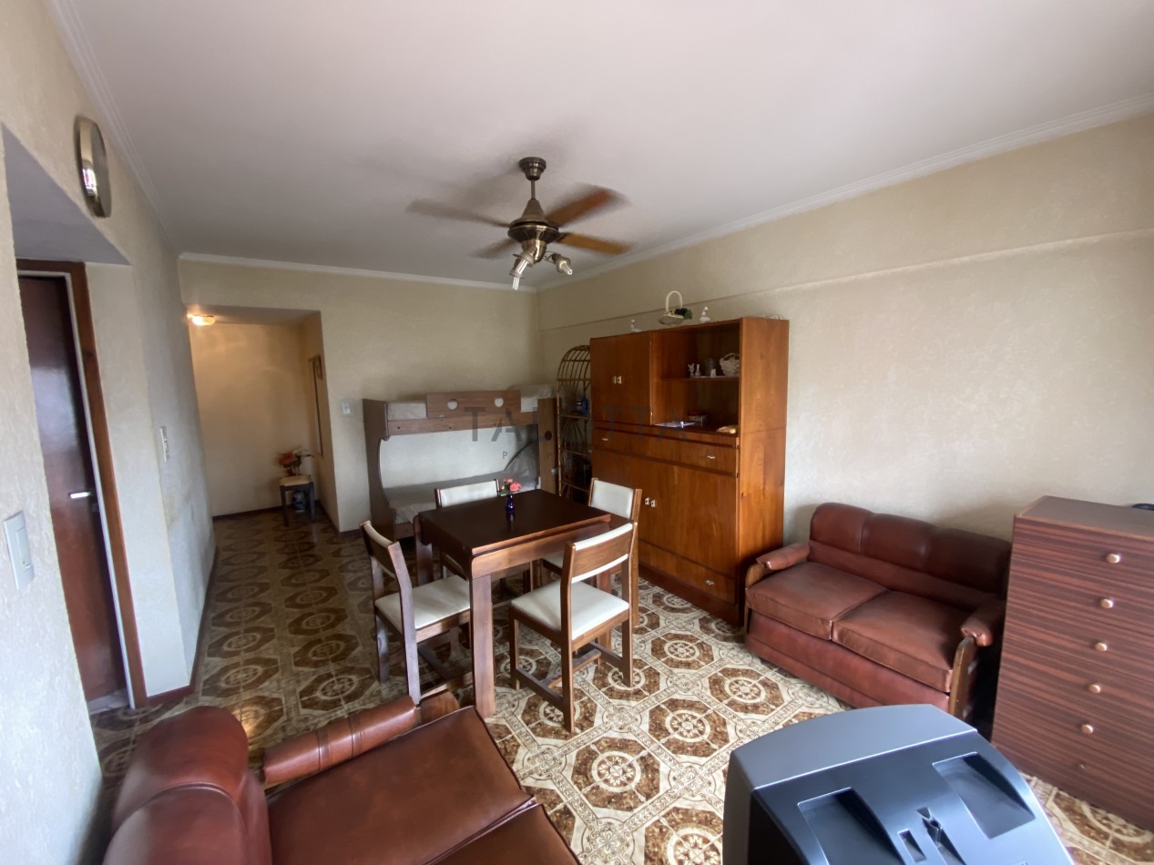 Departamento 1 Ambiente con balcon contrafrente abierto 