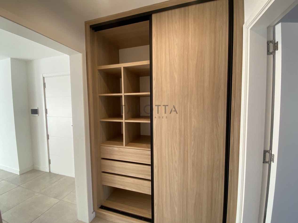 Departamento 2 Ambientes a estrenar con patio y parrilla  