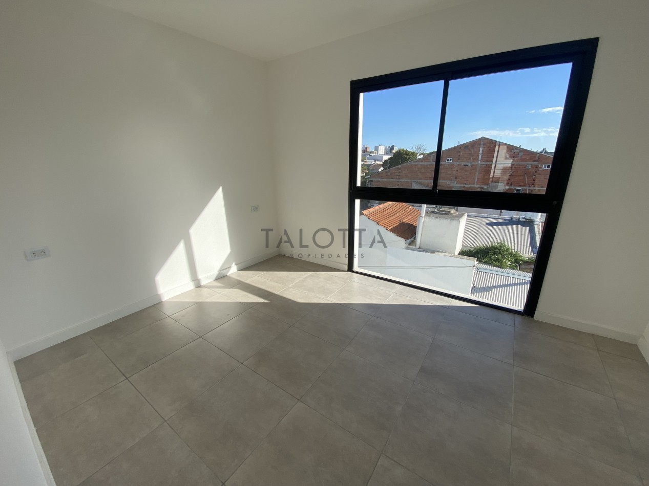 Departamento 2 ambientes a estrenar con balcon al frente 