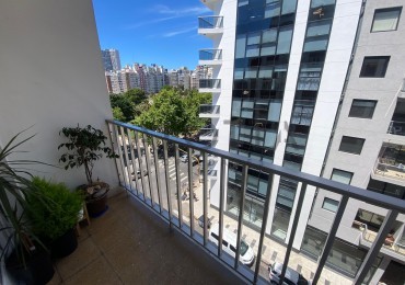 Departamento 3 ambientes con balcon reciclado Plaza Colon 