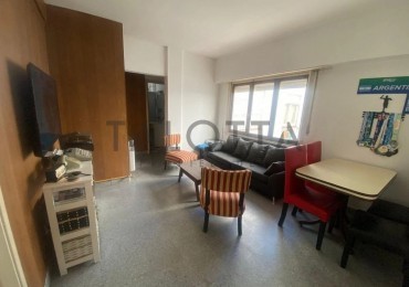 Departamento 2 ambientes contrafrente Chauvin